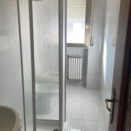 Trilocale A 2 Passi Dal Mare Con Posto Auto * Альбенга